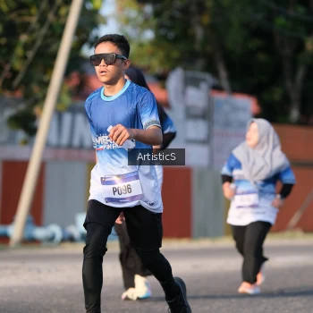 Runner Photo 3506098