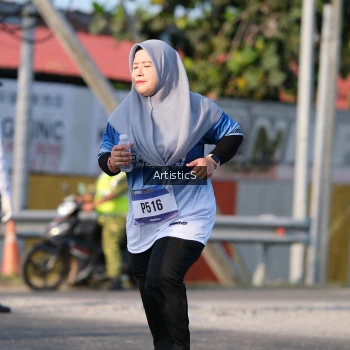 Runner Photo 3506111