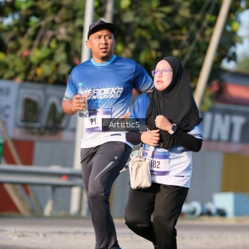 Runner Photo 3506113