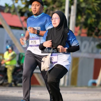 Runner Photo 3506117