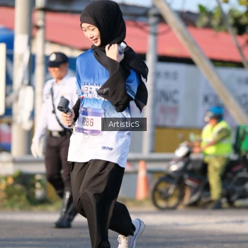 Runner Photo 3506120