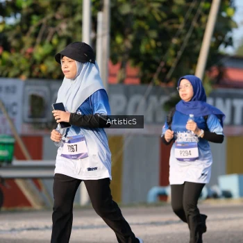 Runner Photo 3506196