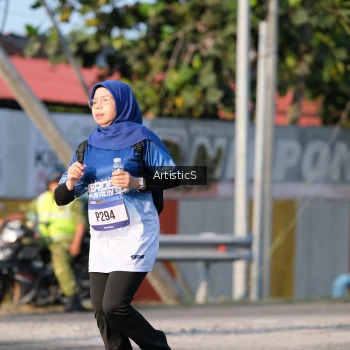 Runner Photo 3506200