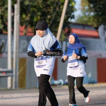 Runner Photo 3506206