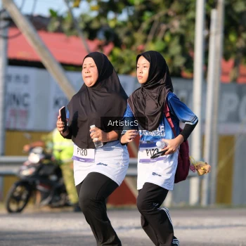 Runner Photo 3506221