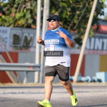 Runner Photo 3506240