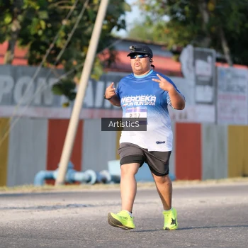 Runner Photo 3506250