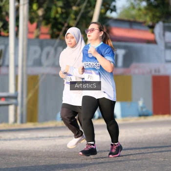 Runner Photo 3506259