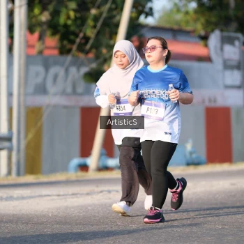 Runner Photo 3506276