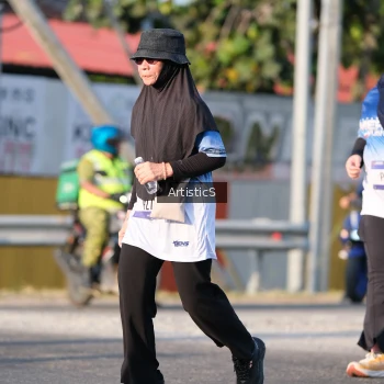 Runner Photo 3506292