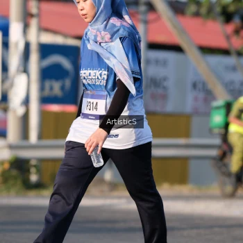 Runner Photo 3506375