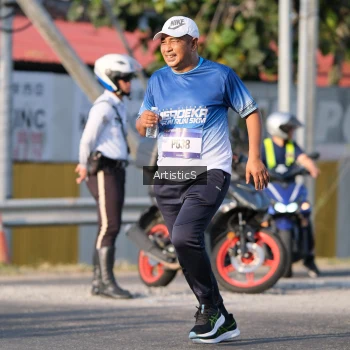 Runner Photo 3506484