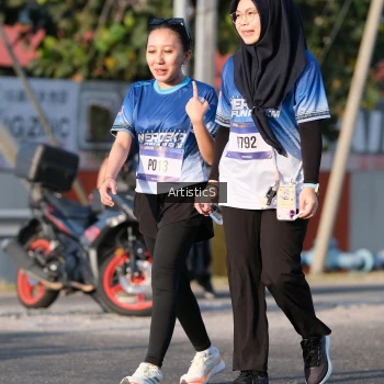 Runner Photo 3506518