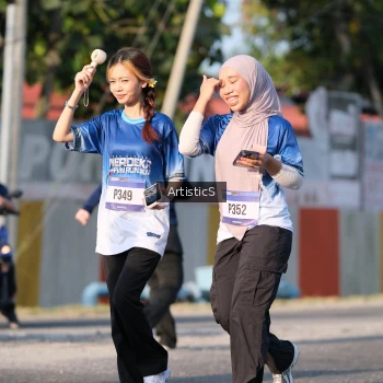 Runner Photo 3506541