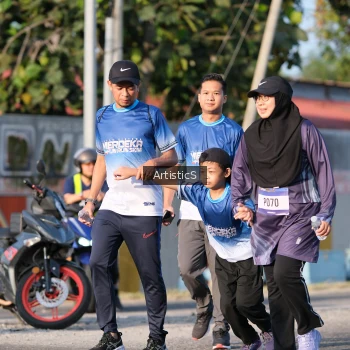 Runner Photo 3506621