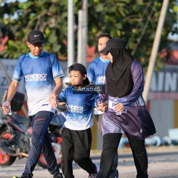 Runner Photo 3506628