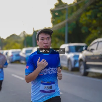 Runner Photo 3508393