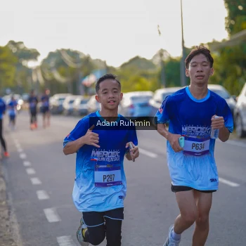 Runner Photo 3508458