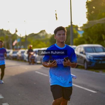 Runner Photo 3508700