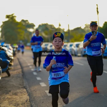 Runner Photo 3508973