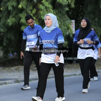 Runner Photo 3511817
