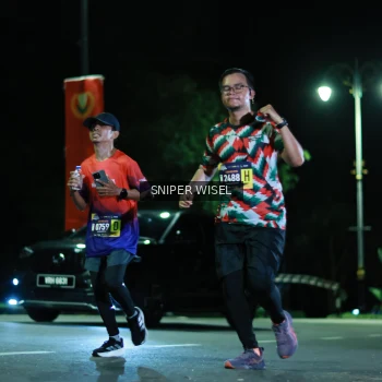 Runner Photo 3512365