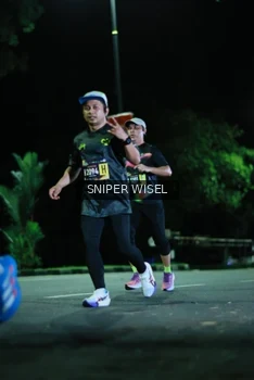 Runner Photo 3513054