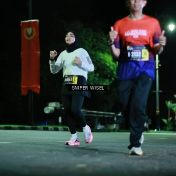 Runner Photo 3513132