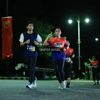 Runner Photo 3513161