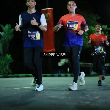 Runner Photo 3513172