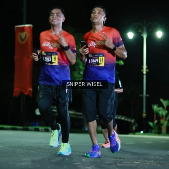 Runner Photo 3513274