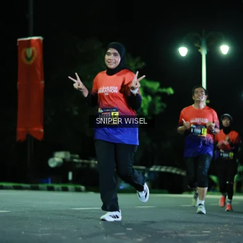 Runner Photo 3513404