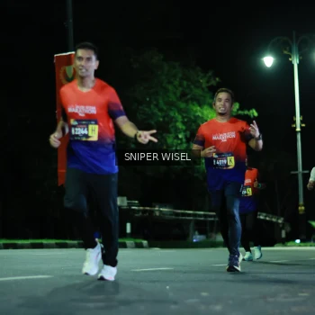 Runner Photo 3513495