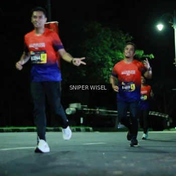 Runner Photo 3513500