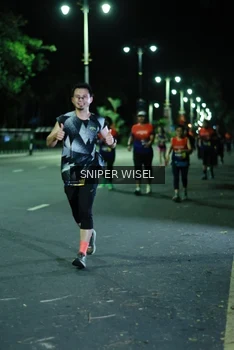 Runner Photo 3516057