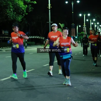 Runner Photo 3516071