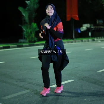 Runner Photo 3516145