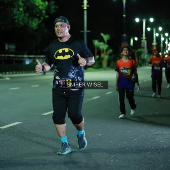 Runner Photo 3516202