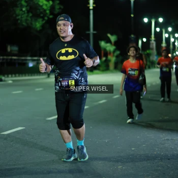 Runner Photo 3516205