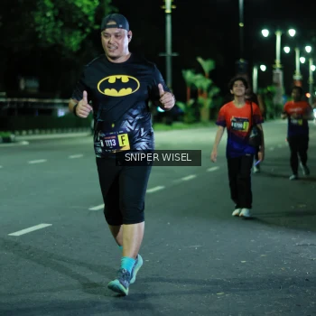 Runner Photo 3516214