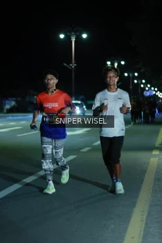 Runner Photo 3516228
