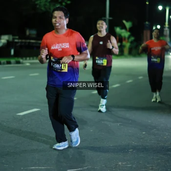 Runner Photo 3516231