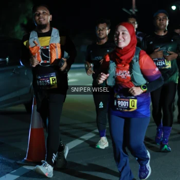 Runner Photo 3516259
