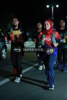 Runner Photo 3516265
