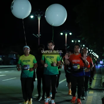 Runner Photo 3516299
