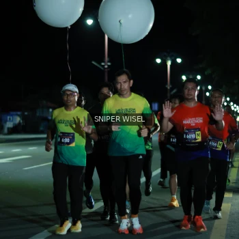 Runner Photo 3516318