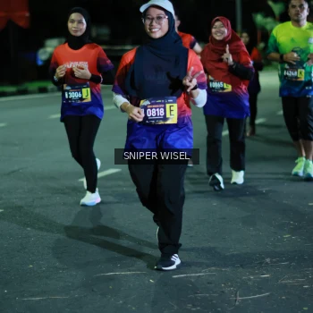 Runner Photo 3516368