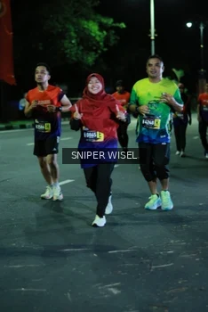Runner Photo 3516374