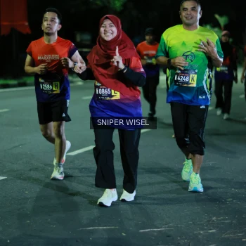 Runner Photo 3516378