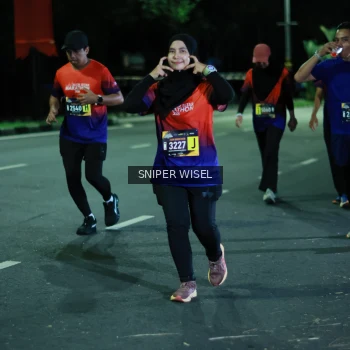Runner Photo 3516379